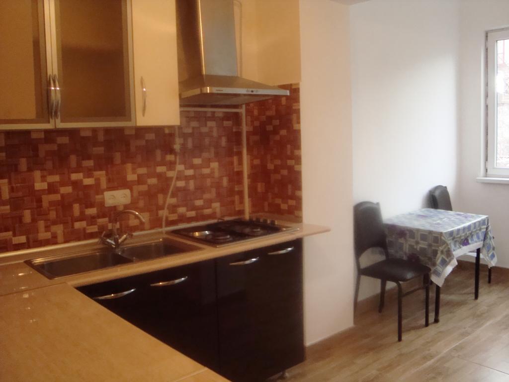 Apartments Azatutyan Avenue 9, Кв 19 Erevan Exterior foto