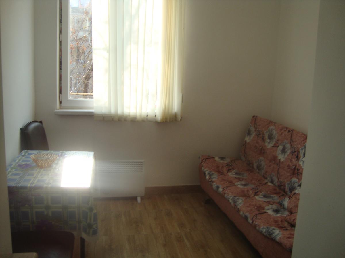 Apartments Azatutyan Avenue 9, Кв 19 Erevan Exterior foto